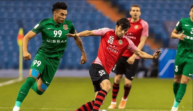 关于犹他爵士训练开放日，转会期状态回暖引欢呼，亚冠在即，阵容厚度经受考验的信息