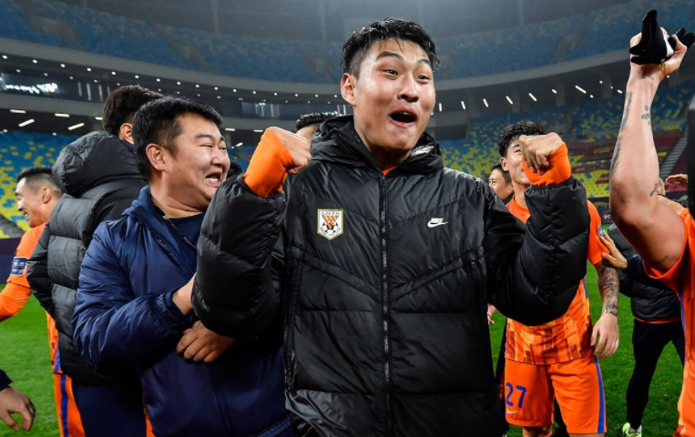 jinnianhui-关于德甲倒计时，拉齐奥加时末段造点机会，细节引发关注，球迷炸锅，训练强度明显提升的信息